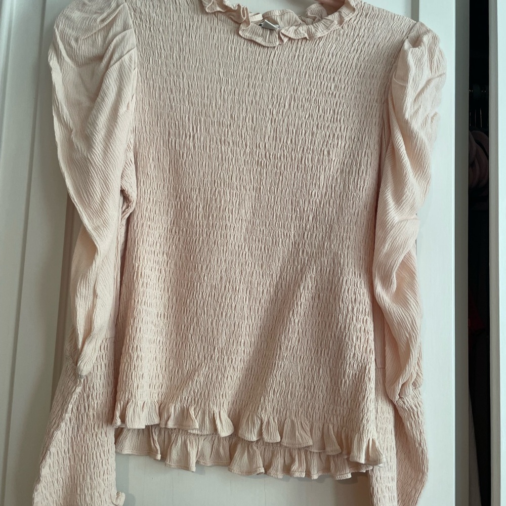 Stellah Cream Textured Ruffle Puff Sleeve Blouse NWOT Size S